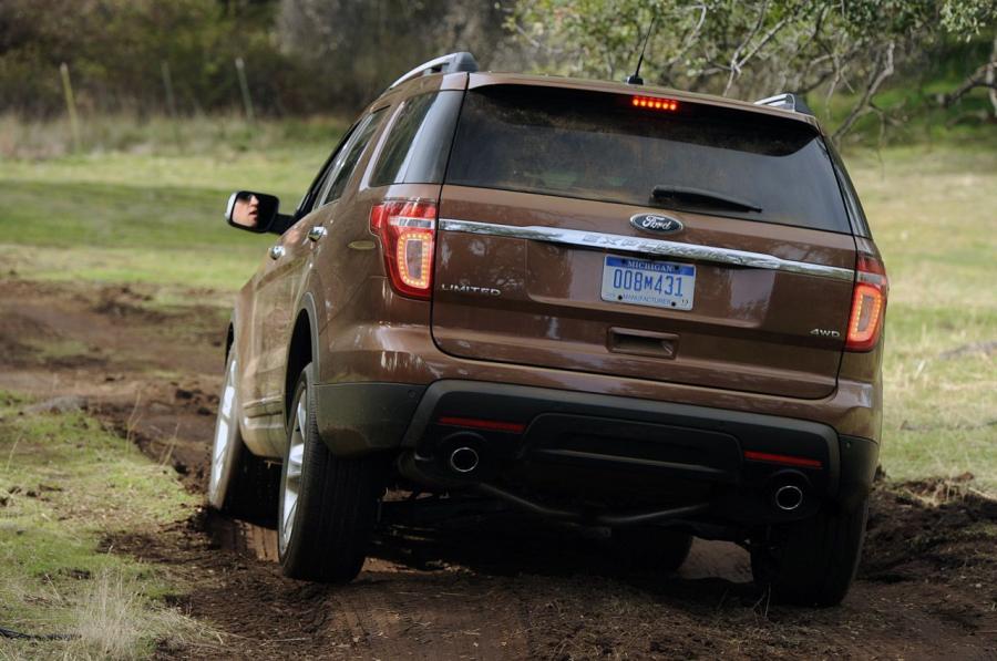  Ford Explorer 2011 года  (фото 55 из 174)